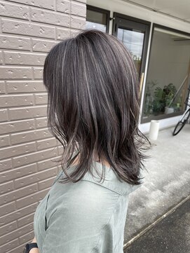 リードヘアーバイバンプ(Lead Hair by vamp) ベース暗めハイライト☆