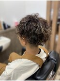 20代30代韓流☆ツイストパーマショートマッシュハイライト