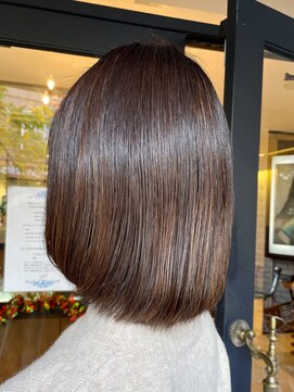 アイフィール アヴェダ 瑞江店(i feel AVEDA) 【浅井】前上がりボブ×ハイライト×アッシュカラー