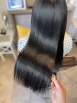 アールサロン アオヤマ(Rr SALON AOYAMA)&nbsp;艶々ダークトーン