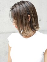 テュケー(TYCHE)&nbsp;medium bob style  gradation highlight