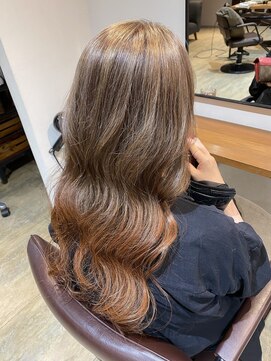 ロカリタ キョウト 千本丸太町店(ROCAReTA kyoto) グラデーションカラー/オレンジカラー