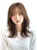 ミディアムロングレイヤーグレーベージュ透明感20代30代40代