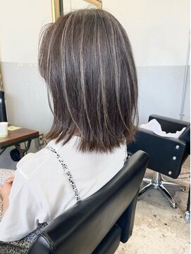 ヘアースペース エートゥーゼット(HairSpace AtoZ) コントラストハイライト/グレージュカラー/ハイライト
