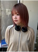外ハネボブレイヤー美髪ワインレッドワイドバング小顔髪質改善1