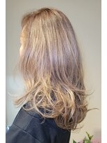 松本平太郎美容室 吉祥寺パートファイブ(PART5) ロングレイヤー