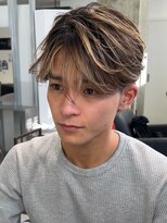 キング 楠葉店(K!ng)&nbsp;波巻きツイストスパイラルパーマ/フェザーパーマ/眉毛/メンズ