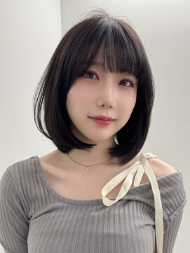 ◎艶暗髪の重め内巻きボブ