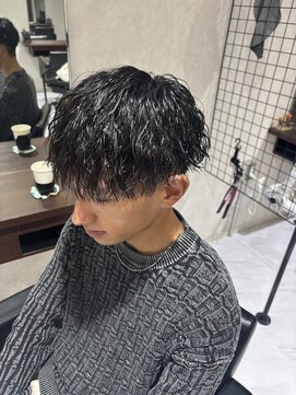 大和八木橿原メンズサロンツイスパ縦落ちパーマ