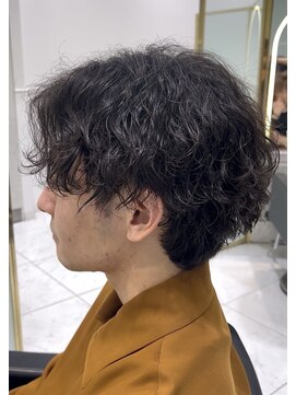 六本木美容室 白金店 シャドウパーマ波巻きパーマグランジパーマセンターパート常田風