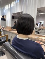 モク(mok)&nbsp;アゴラインパツっと丸みボブ