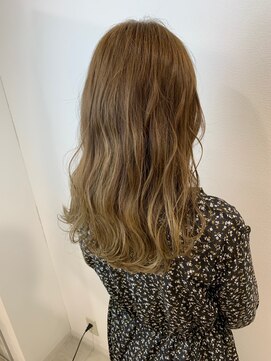 ハイライト・グラデーション・ロングヘアー