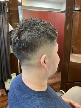 ヒロギンザ 新橋日比谷口店(HIRO GINZA) フェード×形状記憶パーマ　新橋　理容室　日比谷　ヒロ銀座