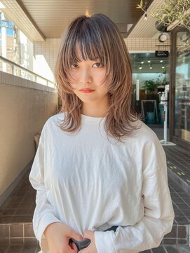 サロン シー(salon sea) salon sea サロンスタイル　ウルフレイヤー　大野