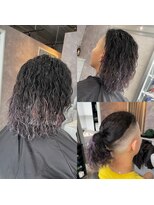 メグロバーバーショップロッポンギ 目黒六(MEGURO BARBER SHOP 6PPONGI)&nbsp;ワンポイントカラー×マンバンヘア