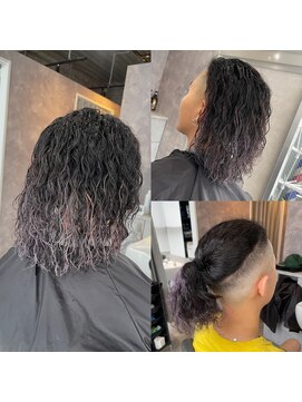 メグロバーバーショップロッポンギ 目黒六(MEGURO BARBER SHOP 6PPONGI) ワンポイントカラー×マンバンヘア