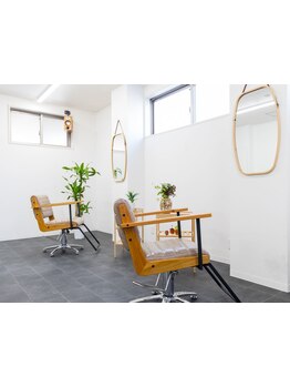 【どんな施術やスタイルもお任せください◎少人数だからこその丁寧なカウンセリングで理想をカタチに―】