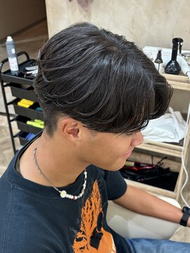 ラヴィズム 名駅店(LUVISM) 名古屋/メンズカット/メンズパーマ/眉毛/カルマパーマ