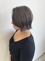 カットアンドトータルビューティ ヴァンキャトル(Cut&Total Beauty VINGT QUATRE)&nbsp;切りっぱなし×グレージュカラー◎