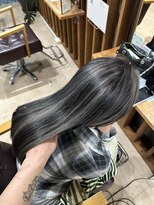 アロハナ 津店(ALOHANA)&nbsp;縮毛矯正履歴ありのケアブリーチを使ったコントラストハイライト