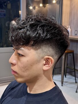 【船橋】メンズ/フェード/スキンフェード/スペインカール/眉毛
