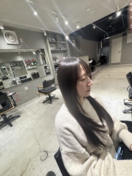 ギルド(Guild) 軽やか質感の大人レイヤーカット