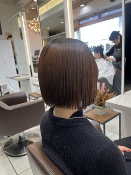 ヴァンカウンシル 松本店(VAN COUNCIL) ぱつっとボブ