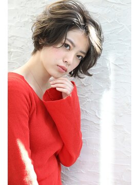 エンディアリング 東銀座(Endearing) 小顔ひし形 レイヤーカット 透明感カラー