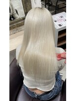 キャパ セントラル 天神 大名店(CAPA central)&nbsp;プラチナホワイト　ブリーチ　髪質改善　艶髪　10代　20代