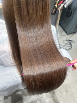 エマヘアープラス(Emma hair plus) 髪質改善トリートメント×極艶ロング