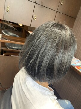 髪の美院 シャルマン ビューティー クリニック(Charmant Beauty Clinic) ブルーグレージュ