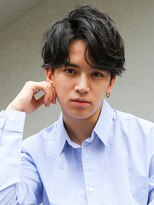 スーツ短髪ツーブロック束感モテる黒髪スリークショート流行