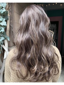 ハンモックヘアーサロン ココナ(Hammock Hair Salon COCONA) コントラストハイライト×ラベンダーベージュ