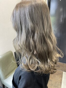 ジゼル(GiseL) 王道グレージュ