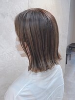 ドゥマン(Demain) ★◎ウルフボブカーキグレージュ大人かわいいフェザーバング小顔