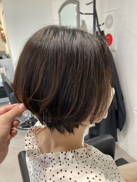 ガーベラ(gerbera) キレイめショートボブ♪