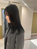 エミィ(emme)&nbsp;【emme×笹川 】艶髪ブラック/顔まわりレイヤー