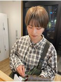 ハイトーンショートボブ