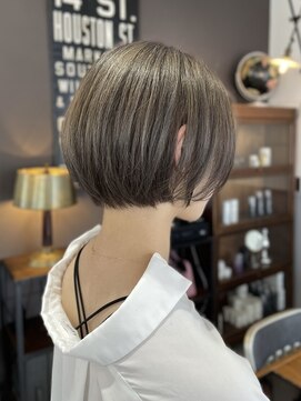 ブラウン(Brown) 伸ばしかけヘア