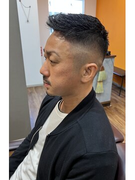 シャレル(sharel) 爽やかメンズフェードスタイル