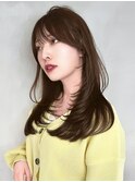 ワンカールで決まるレイヤーカット×ブリーチなしベージュ　前髪