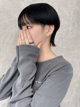 コモダ 神戸三宮(comoda) ショートウルフ / 髪質改善 / ショートヘア