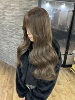 ミラ(MIRA)&nbsp;くすみベージュカラー／ブリーチ無しカラー／マロンベージュ