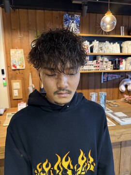 強！ツイストパーマ