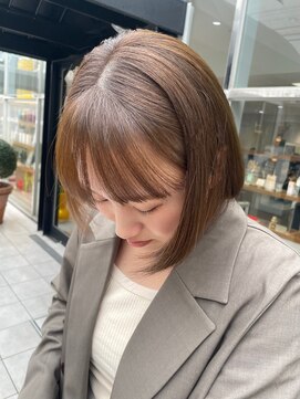 ピークアブー ワン(PEEK-A-BOO ONE) ブリーチなし！明るめオリーブベージュとミニボブHair