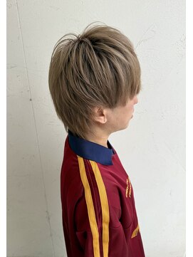 ジュエ ヘアー デザイン(Jue hair design) ミルクティーベージュ/ダブルカラー/マッシュウルフ/20代/知立
