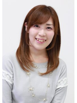 ヘアアンドメイク ドーリー(Hair&Make Dolly) 重軽セミロング