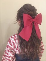 ネオリーブ チロル 横浜西口店(Neolive CiroL.)&nbsp;大人気波巻きハーフアップ 卒業式アレンジ