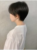 横顔 小顔 前下がりマッシュショート