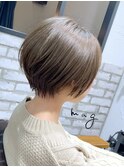 絶壁解消!丸みショートヘア×ハイライトカラー